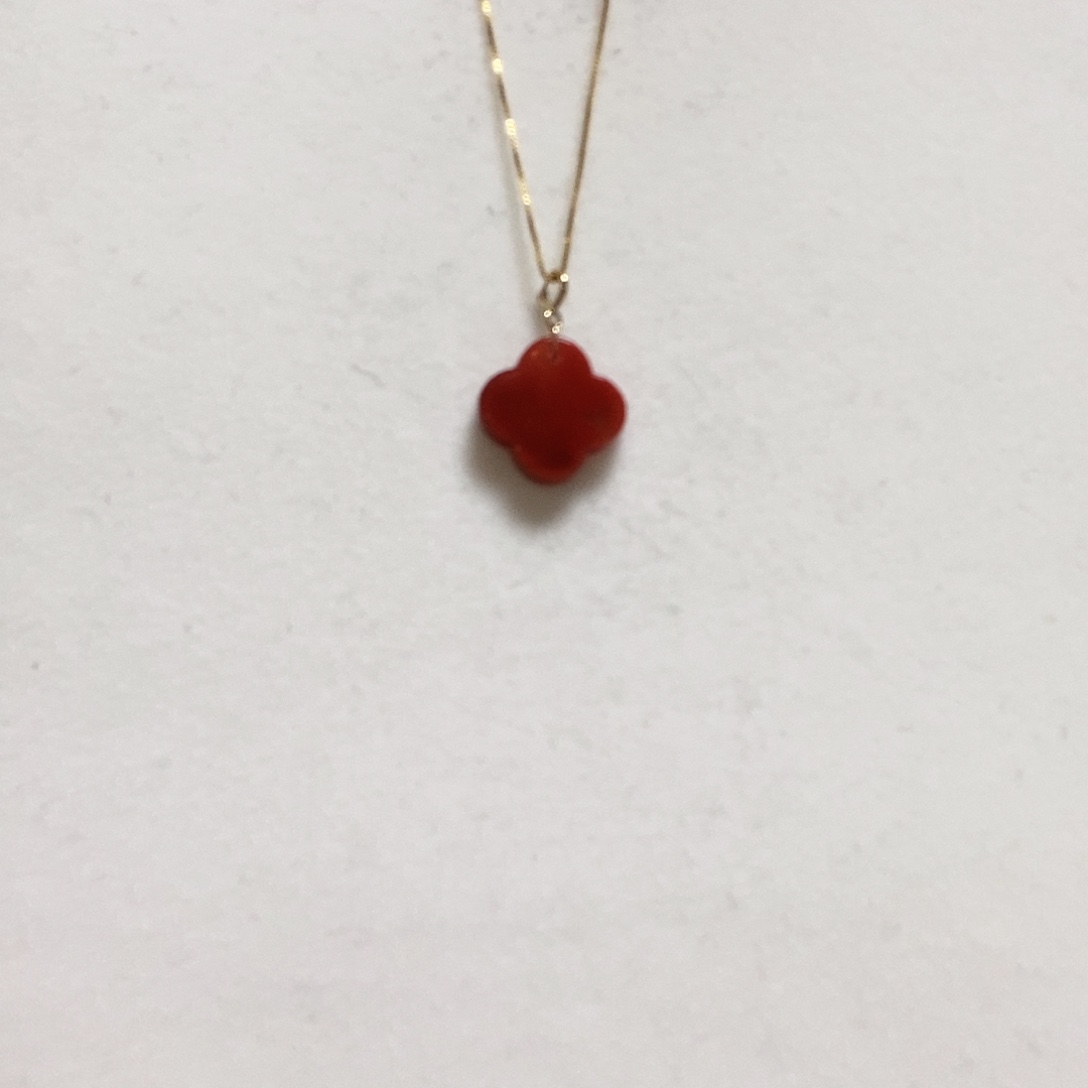 南红玛瑙颈饰18K金镶嵌简单