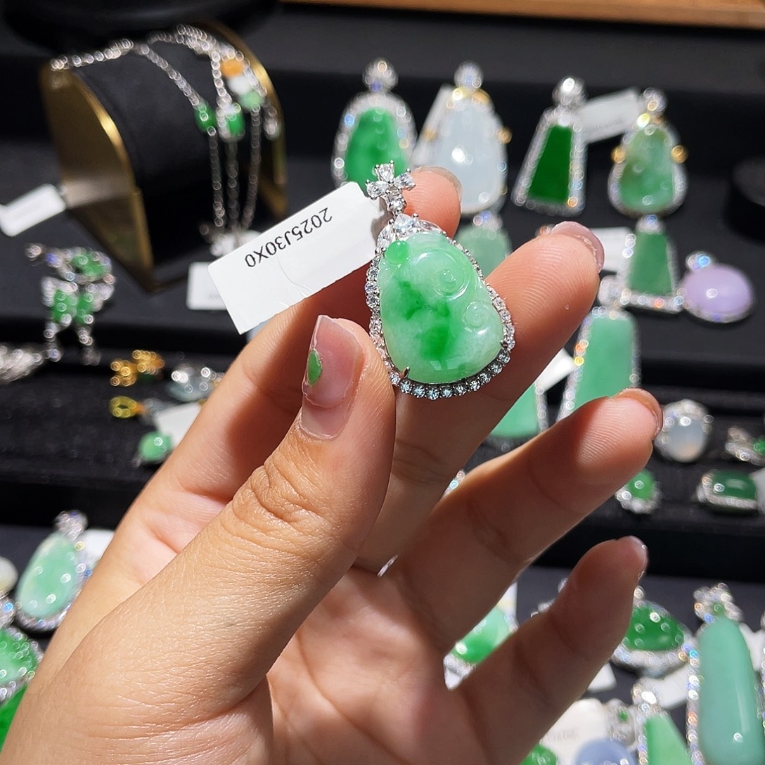 翡翠银S925镶嵌颈饰