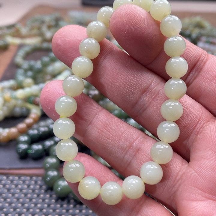 和田玉手链未镶嵌