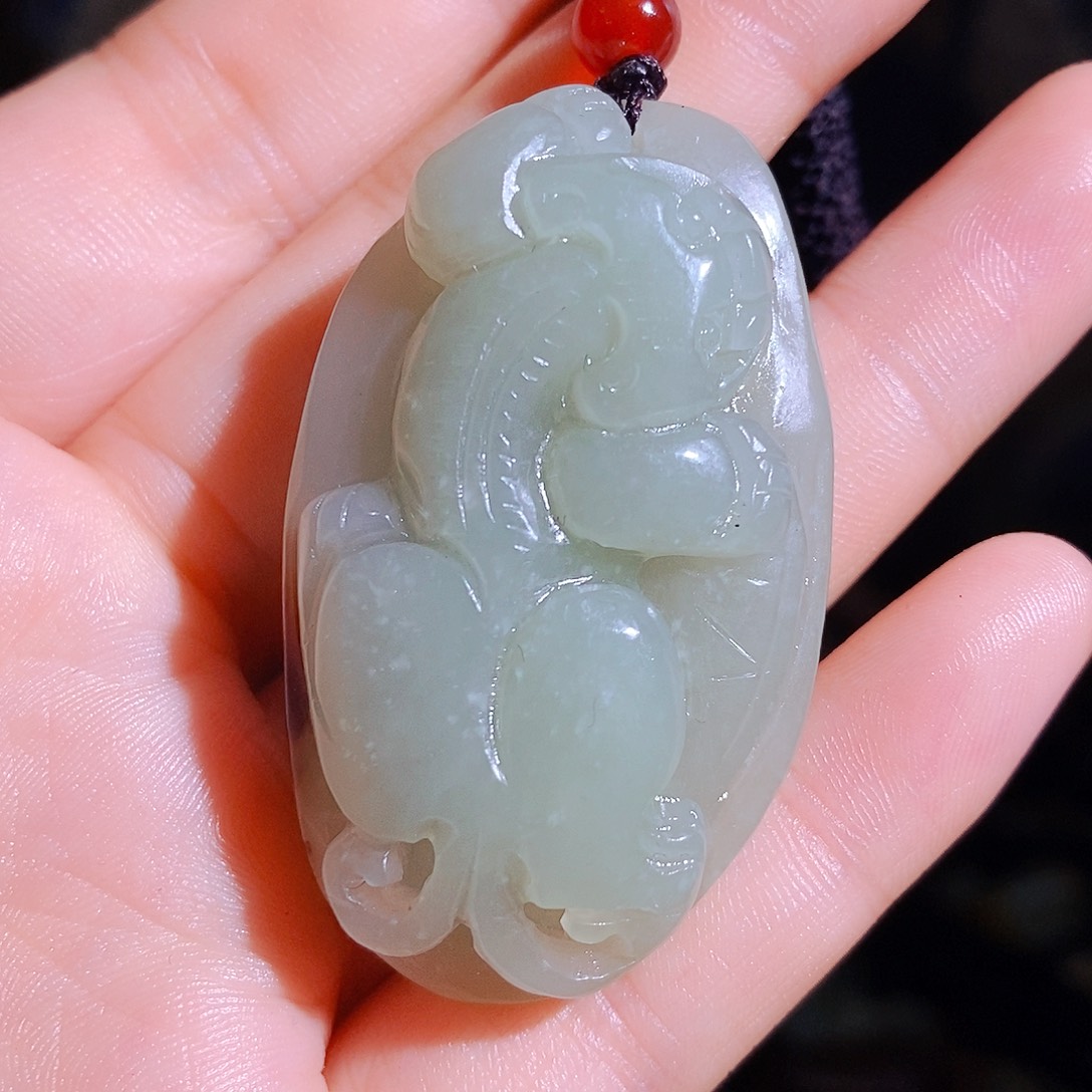 和田玉颈饰未镶嵌