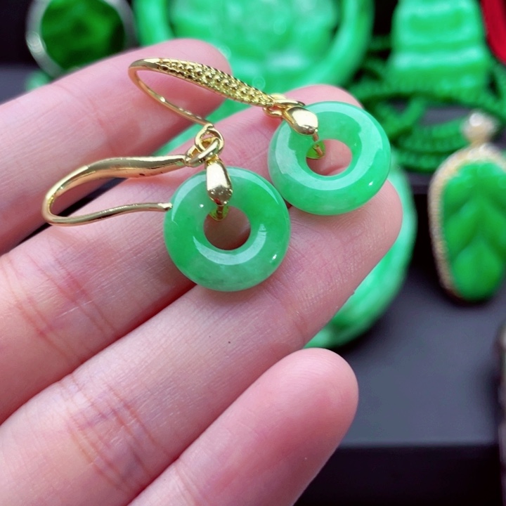 翡翠未镶嵌耳饰耳饰