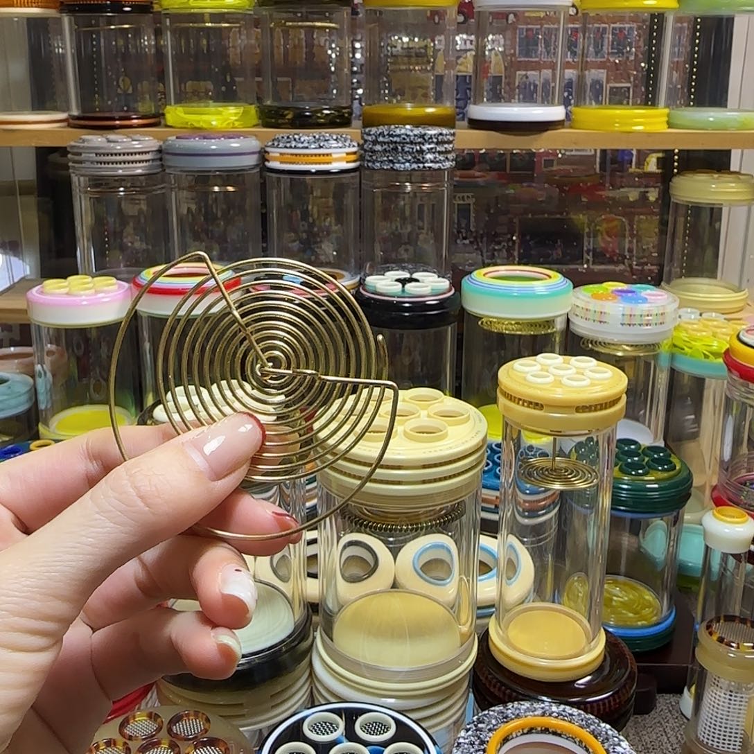 糊***人精挑两只蝈蝈哈哈哈哈
