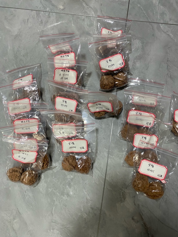 文玩核桃 官帽 处理对儿 尖有磕碰 看好详情下单