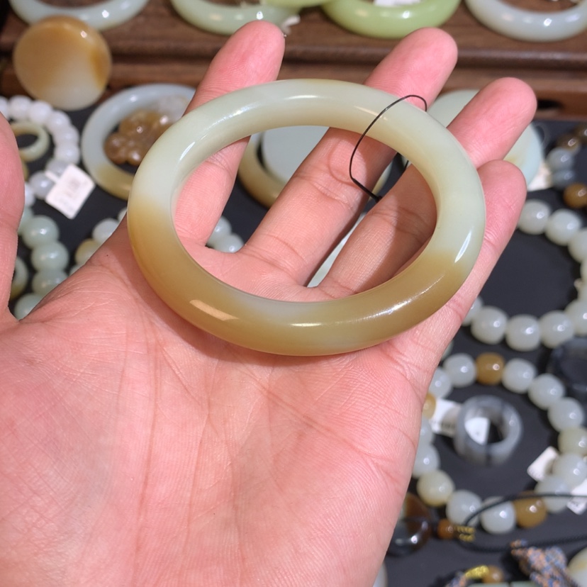 【闪购商品】和田玉手镯未镶嵌新疆若羌扶果岭暖黄手镯