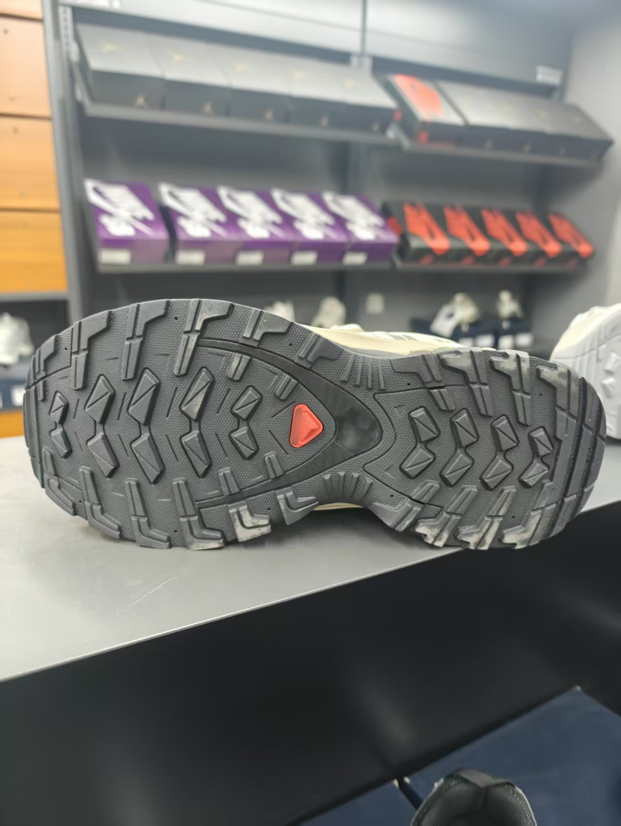 莆田情侣公路耐磨跑步鞋山系减震跑鞋女鞋户外休闲运动鞋