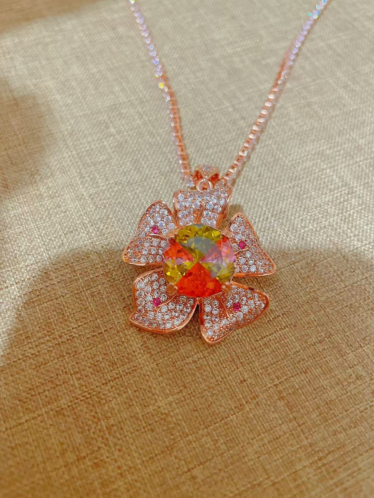 吊坠 璀璨精美Tbbo10-40