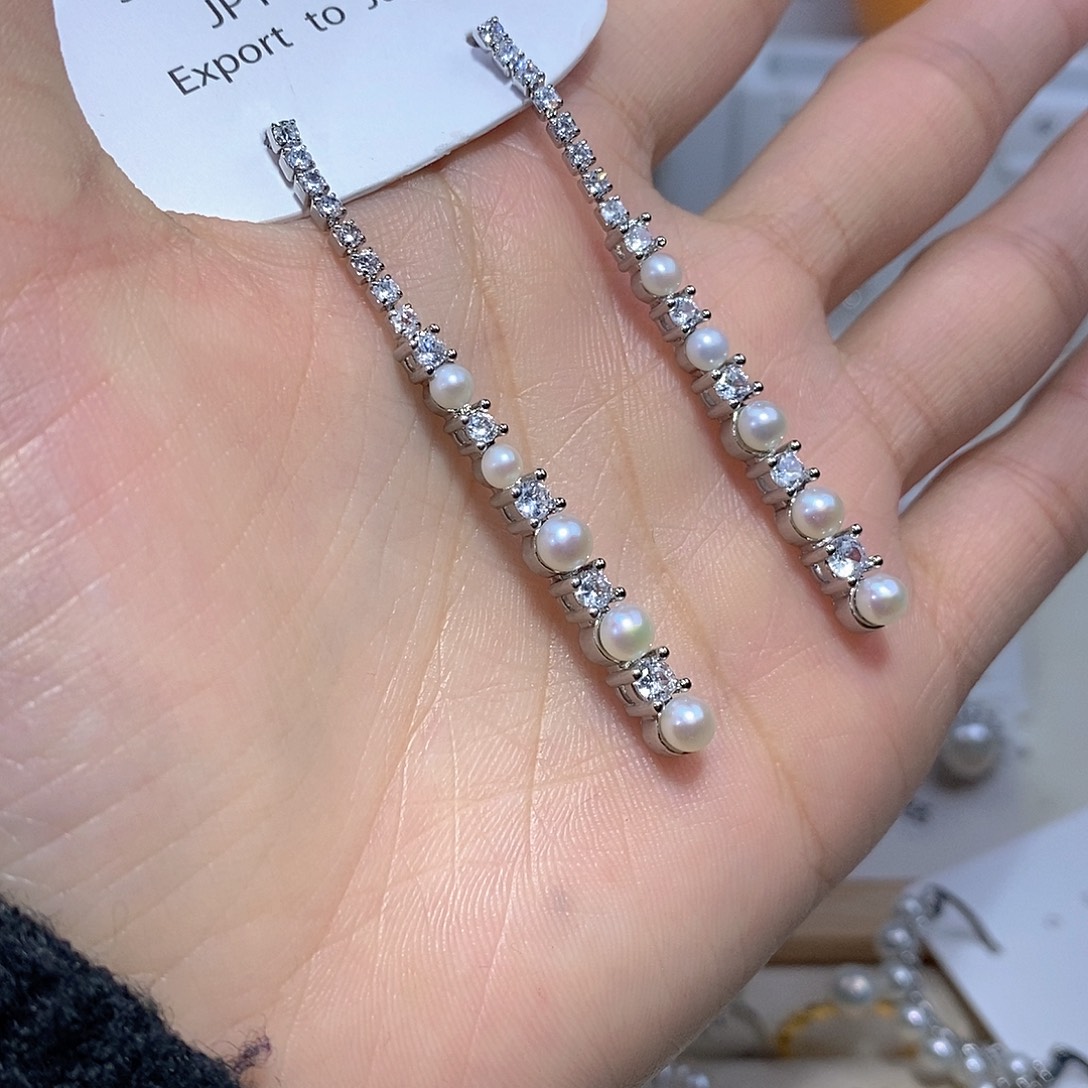 未镶嵌耳饰淡水珍珠