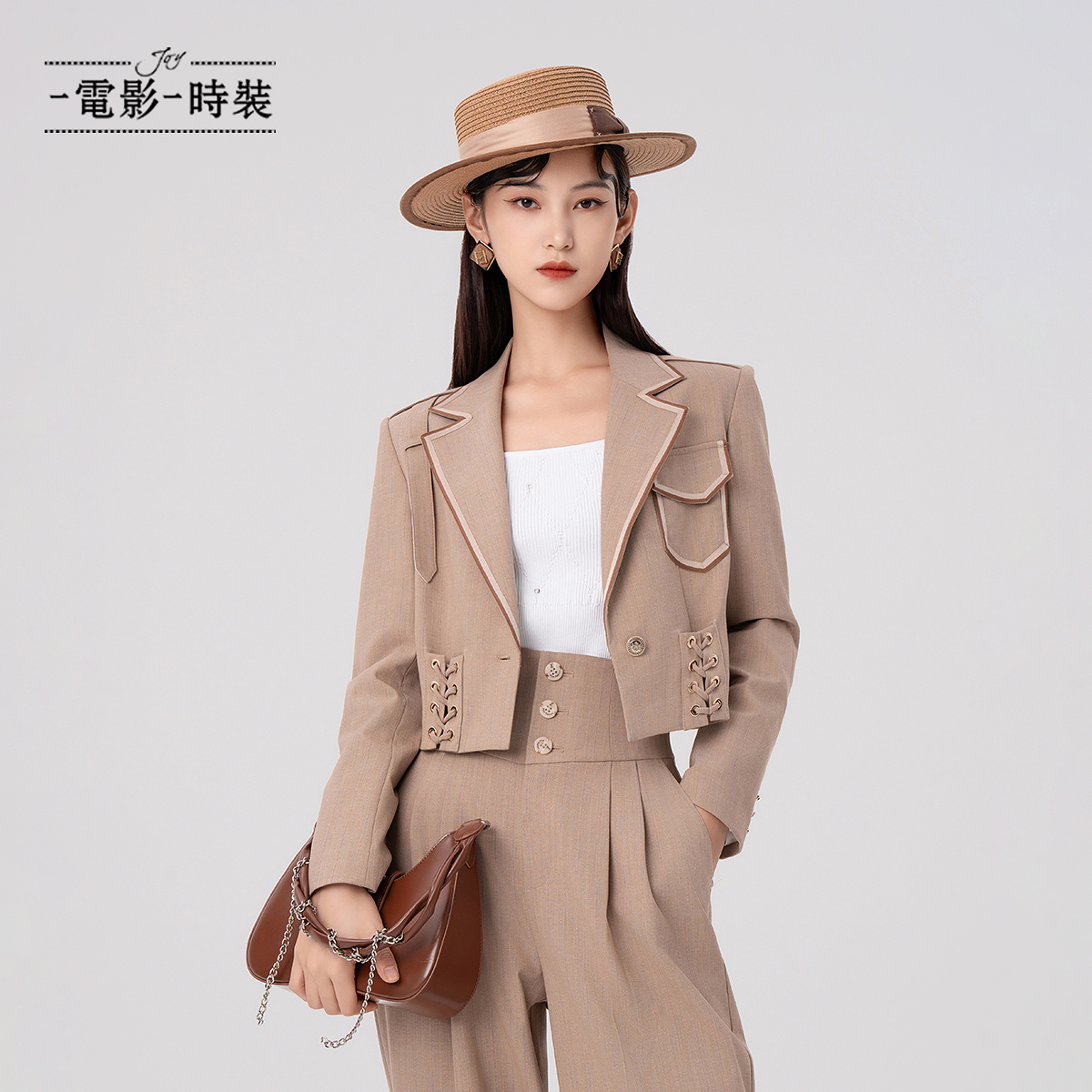 【芊芊专属】复古英伦短款西装小外套FFJG113641