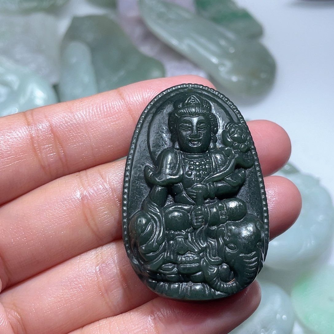 颈饰未镶嵌翡翠我