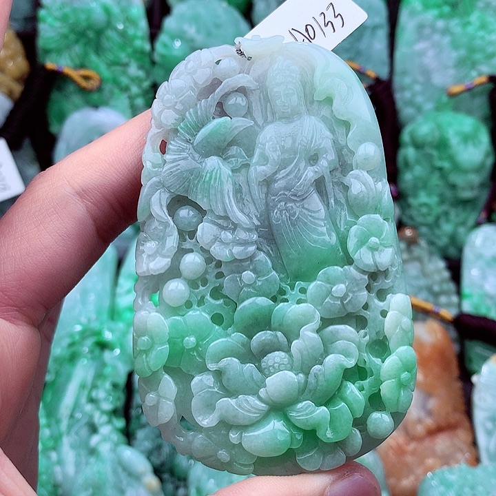 翡翠吊坠(不含链)未镶嵌