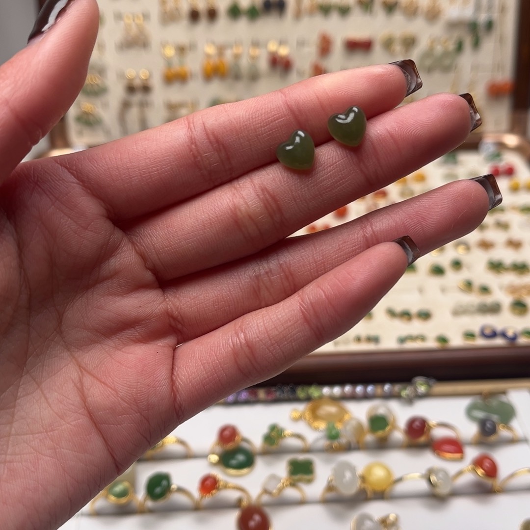 和田玉银S925镀金镶嵌耳坠