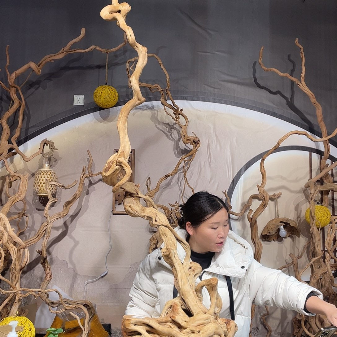 狗***草核桃木/黑胡桃（胡桃木）