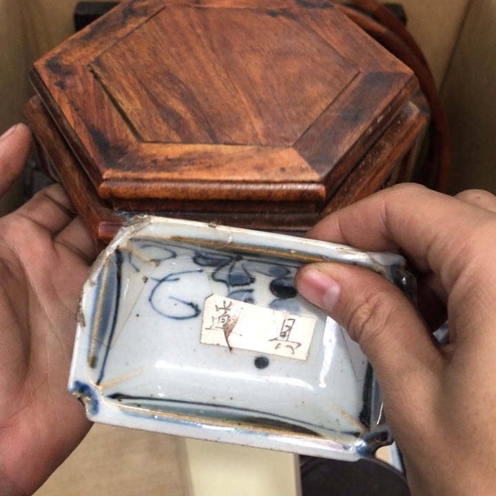 陶瓷孤品单件车里拍