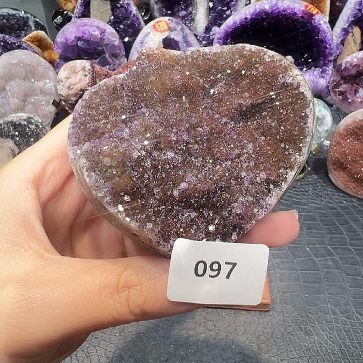 未镶嵌紫晶珠宝半成品