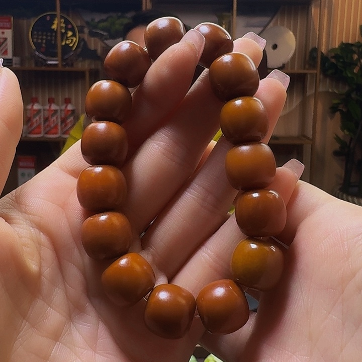 和田玉手串未镶嵌