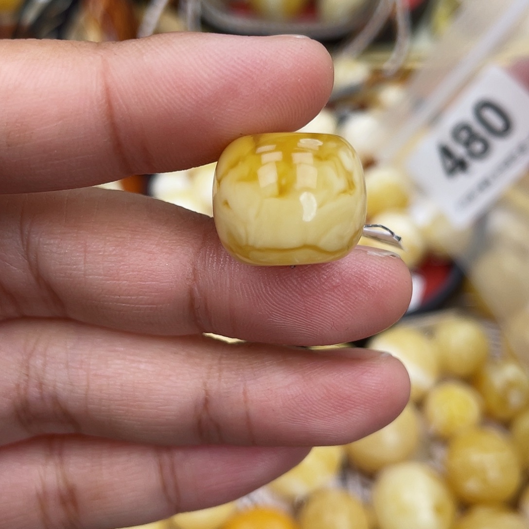 蜜蜡未镶嵌珠宝奇石17.5. 高14.5