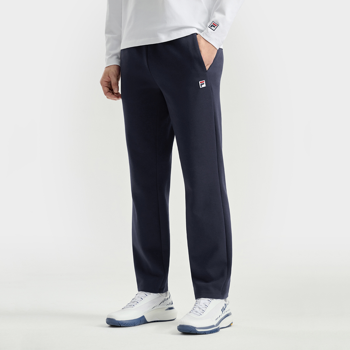 FILA/斐乐【黄景瑜同款】男士秋冬卫裤运动松紧带直长裤A11M543601F