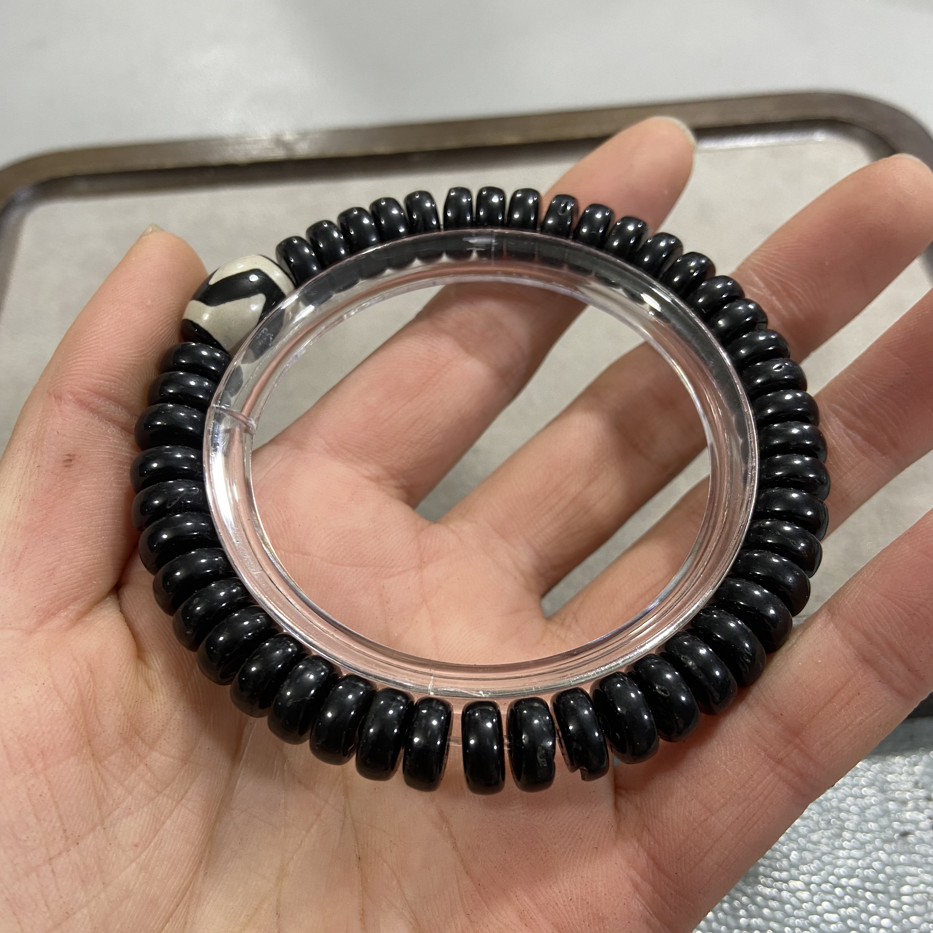 K55椰蒂药片卡9X4单圈手串（玛瑙底色多样，发其一）