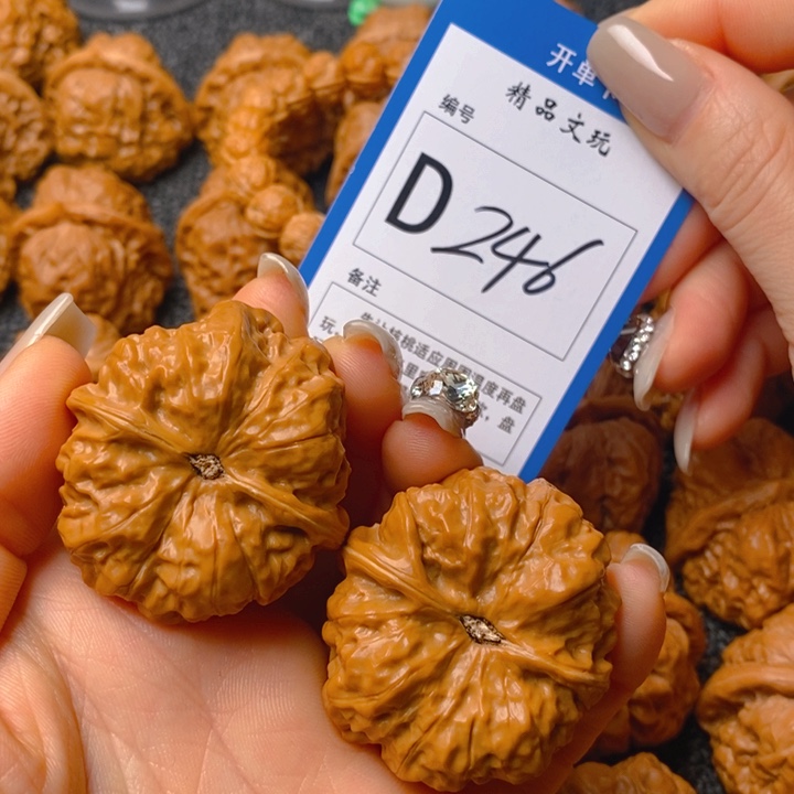 把件文玩核桃潘****h蛤蟆