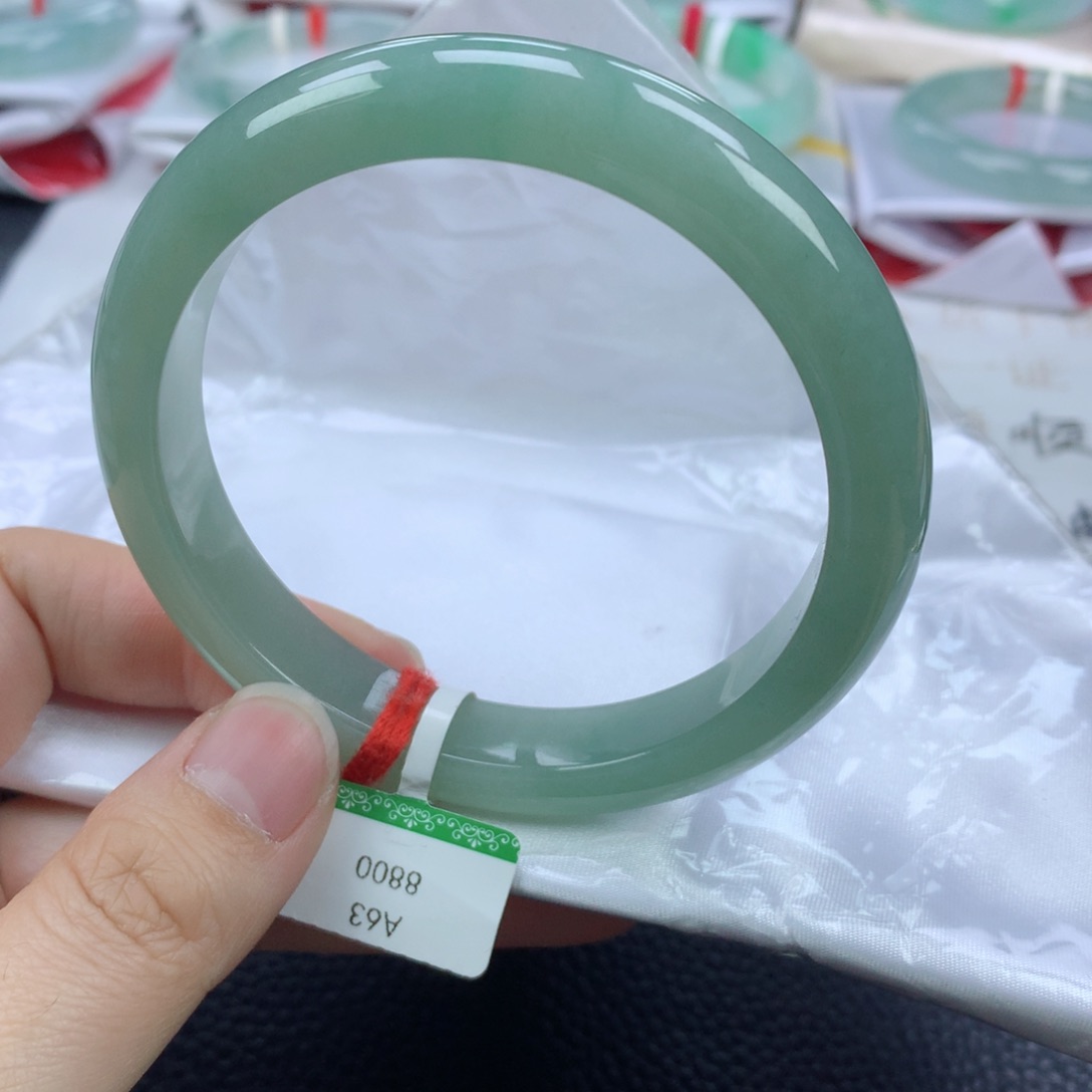 翡翠手镯未镶嵌63正