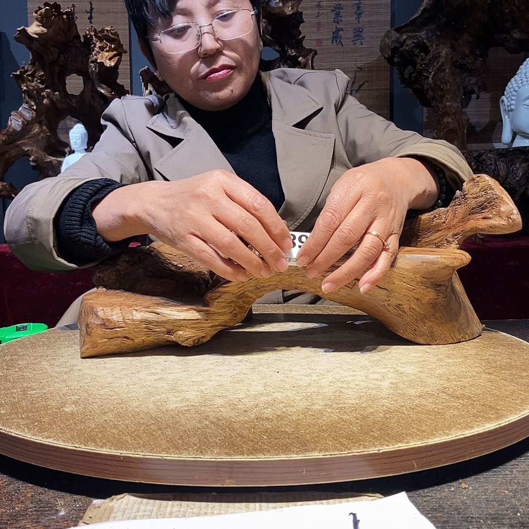 田***甜391株木随行的小根艺