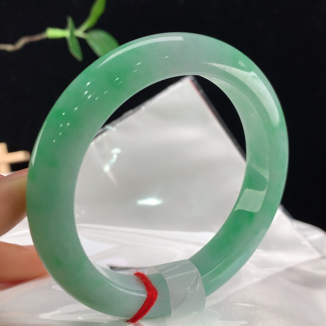 翡翠手镯未镶嵌111-2868