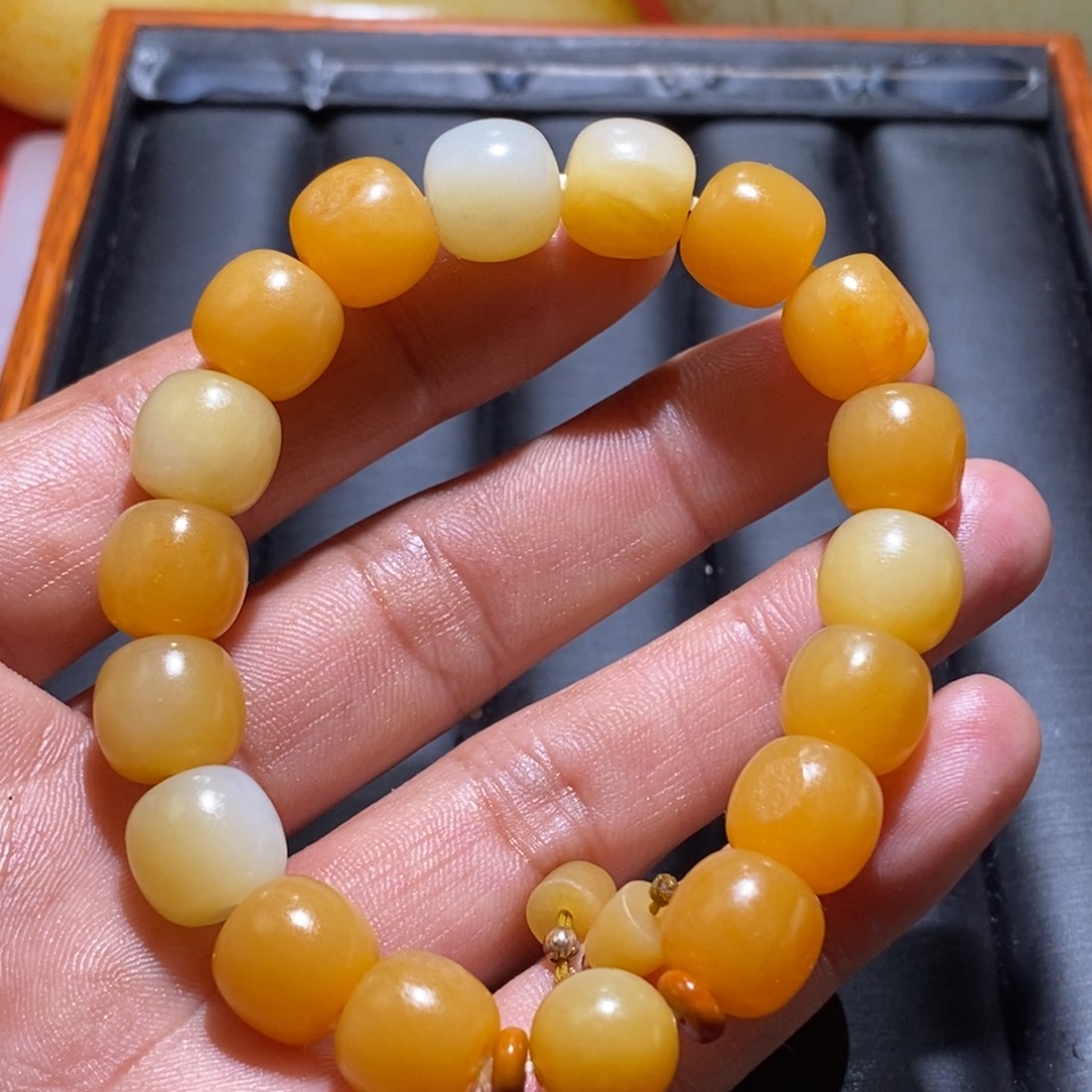 和田玉未镶嵌套链卡12老型珠手串