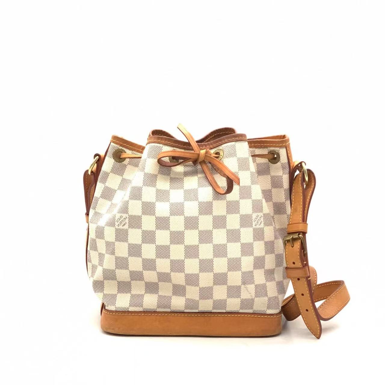 95新 LouisVuitton/路易威登 白棋盘格小号抽绳水桶单肩包/