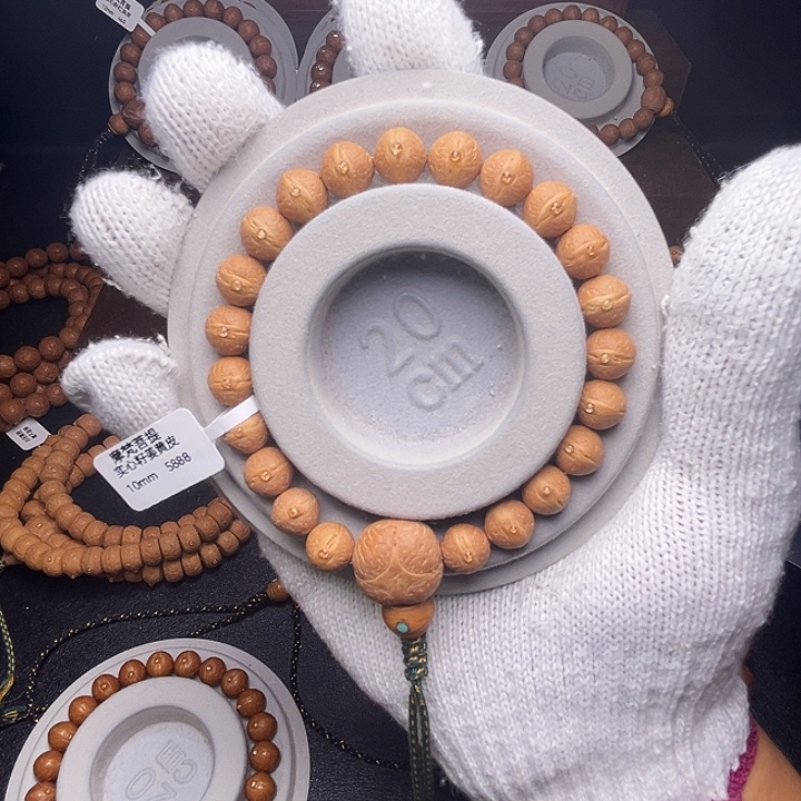 手串凤眼菩提10mm实心玉化皮