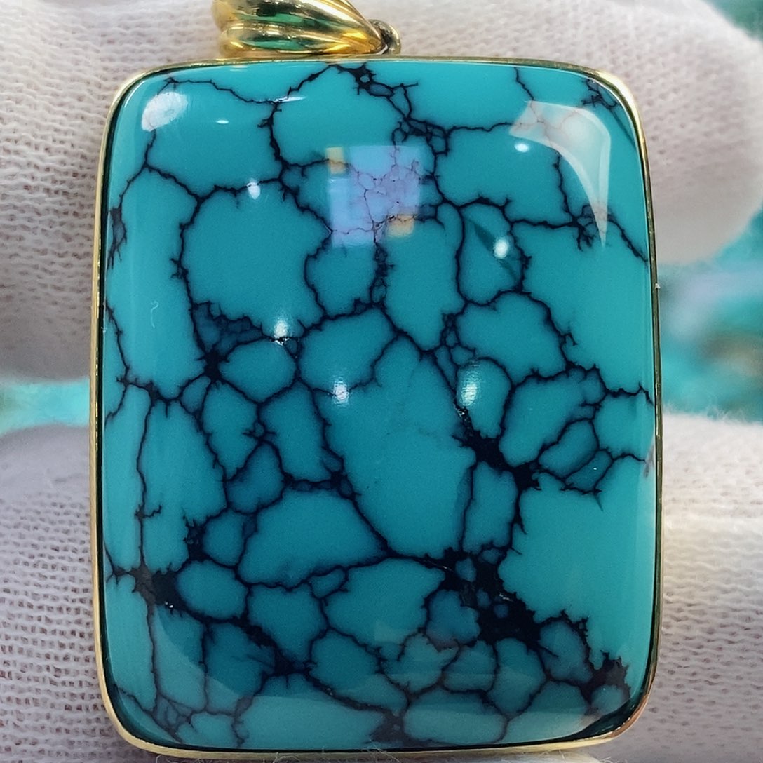 绿松石配饰18K金镶嵌