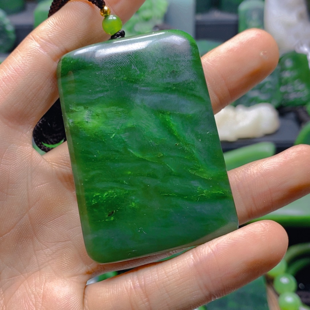 厶***，和田玉未镶嵌珠宝半成品