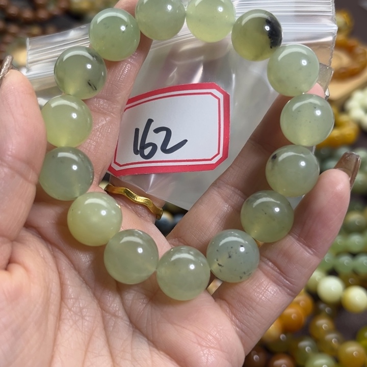 蛇纹石玉未镶嵌手链