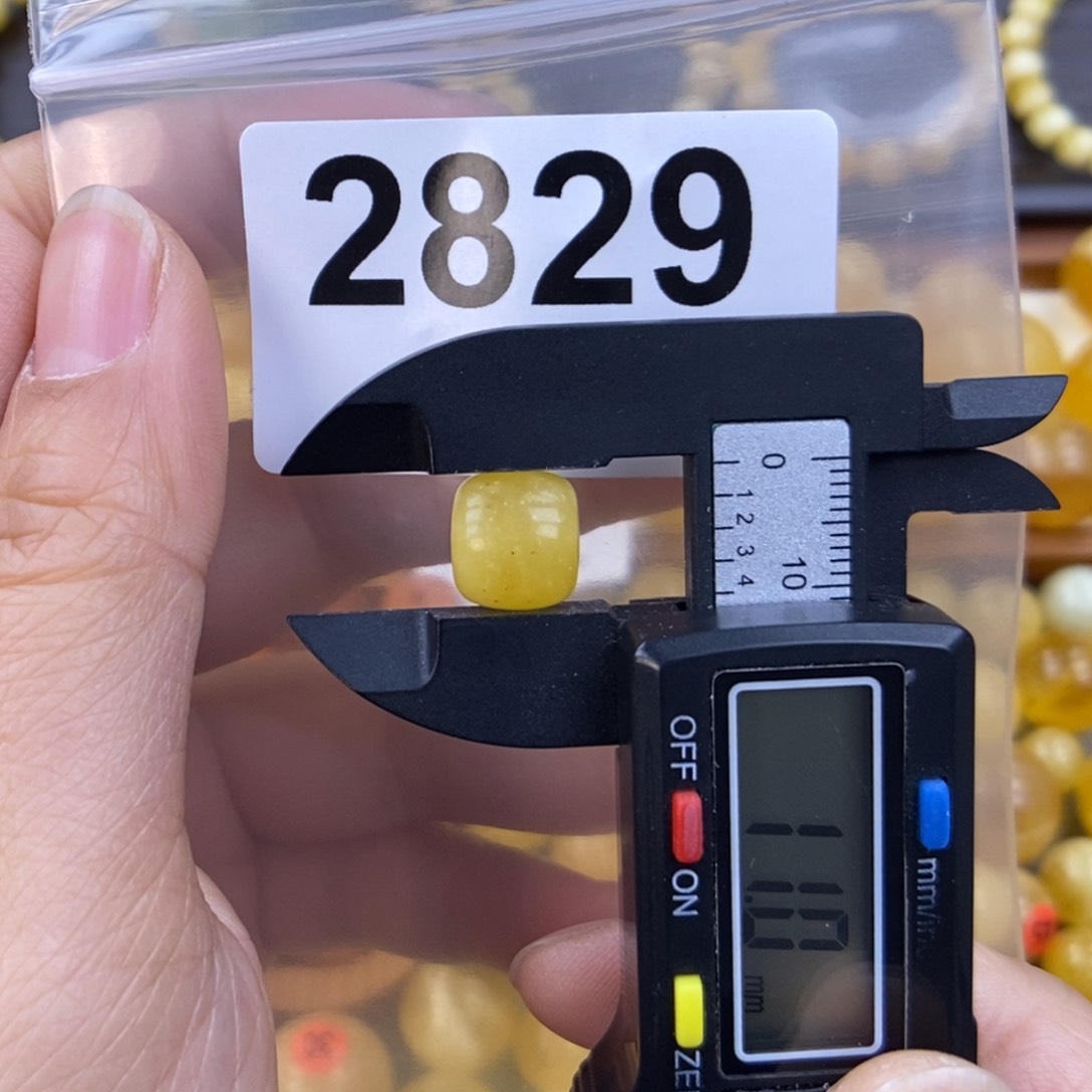 未镶嵌蜜蜡珠宝奇石