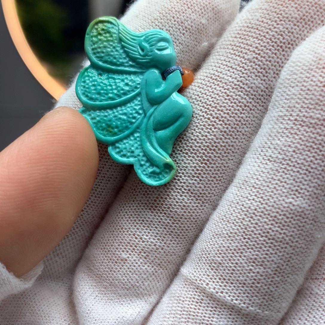 绿松石未镶嵌挂件