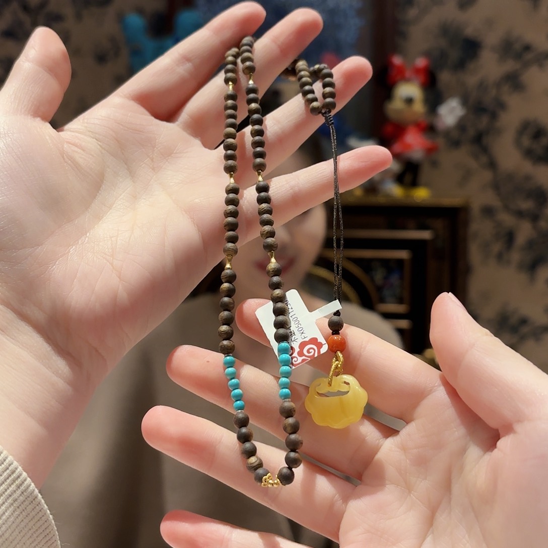 手串沉香未镶嵌颈饰