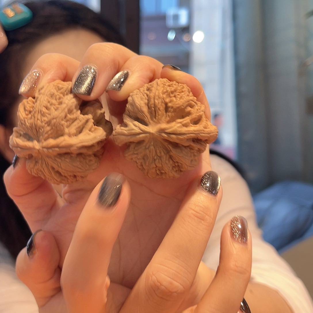 文玩核桃把件粗筋