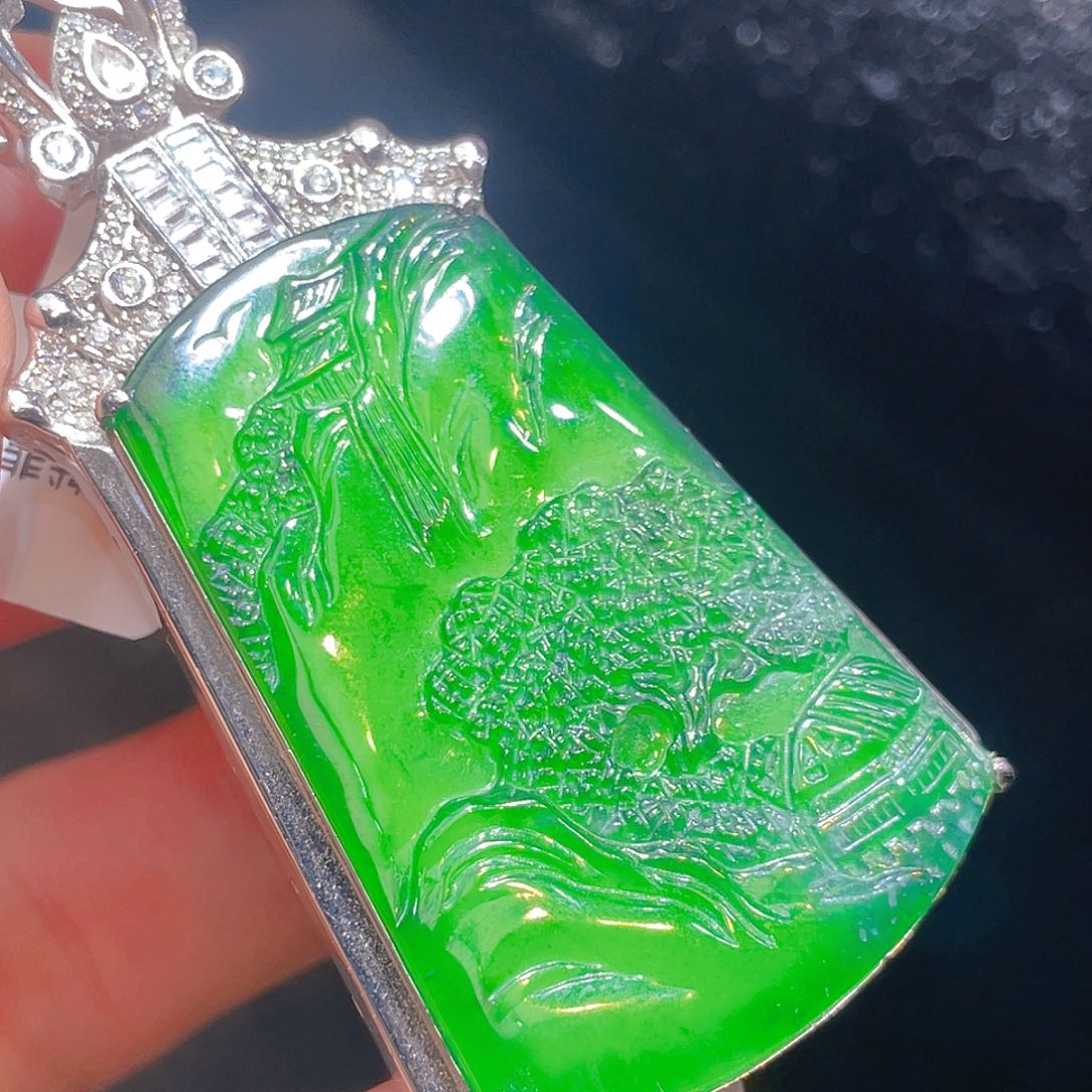 翡翠颈饰银S925镶嵌翡翠