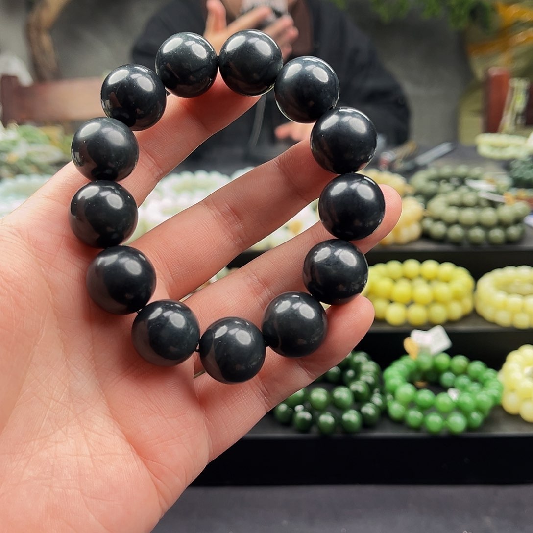 和田玉手串未镶嵌