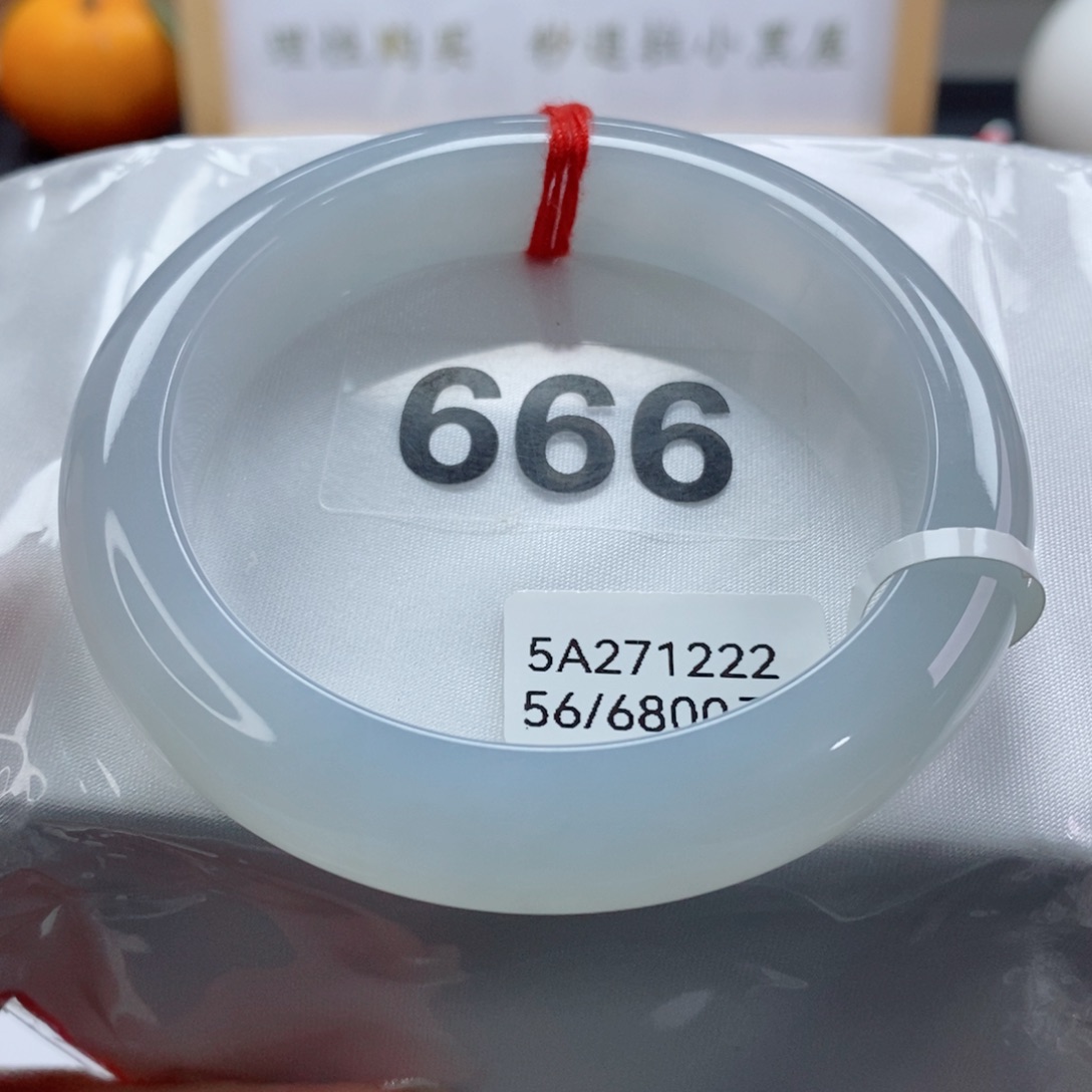 翡翠手镯未镶嵌天然A货翡翠手镯