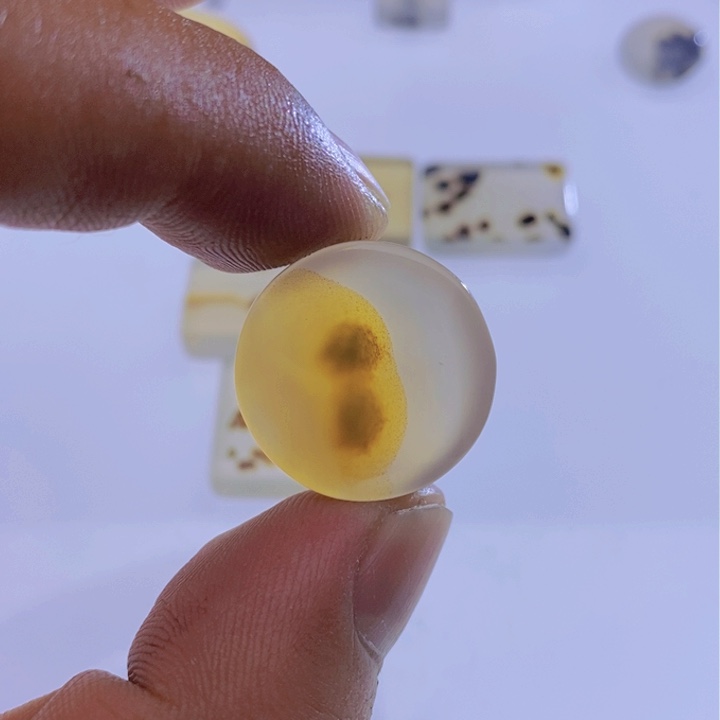玛瑙/玉髓颈饰未镶嵌庄**蝶