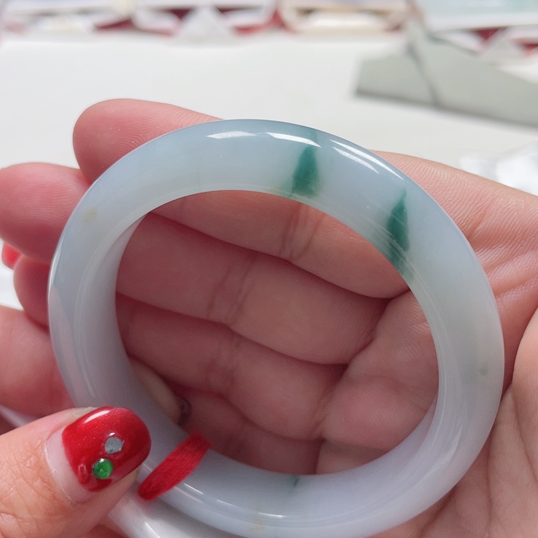 翡翠手镯（圆镯）未镶嵌缅甸翡翠手镯54圈