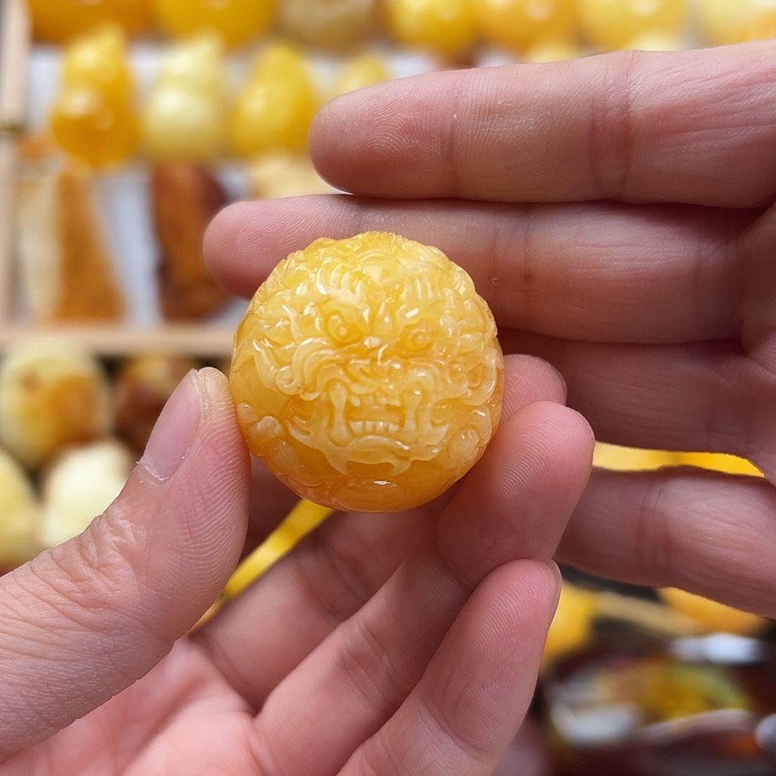 未镶嵌颈饰蜜蜡17.3克