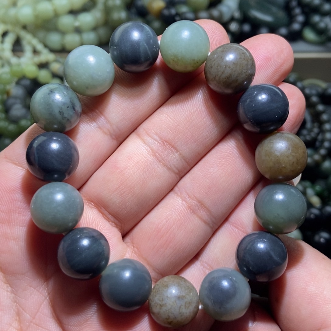 和田玉（糖玉）未镶嵌手链