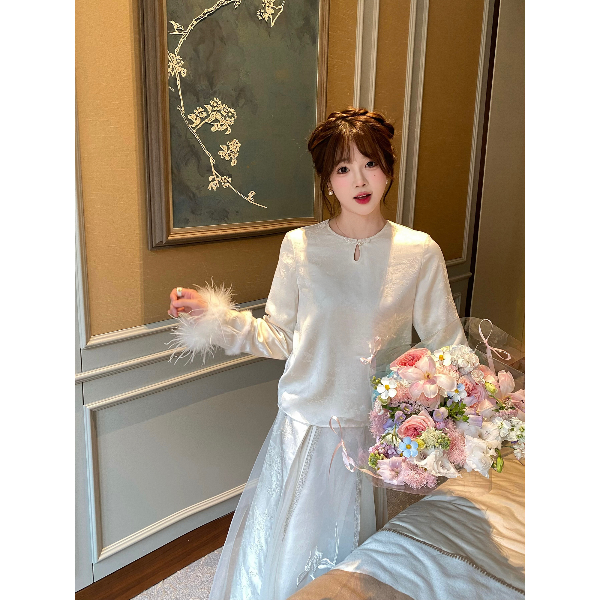 GA盈瓷秋冬新中式缎面提花加绒打底衫女 24FW1280