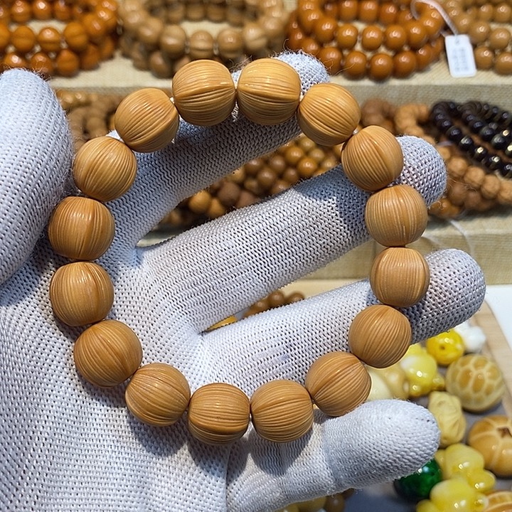 猴头核桃手串拉丝鲨鱼