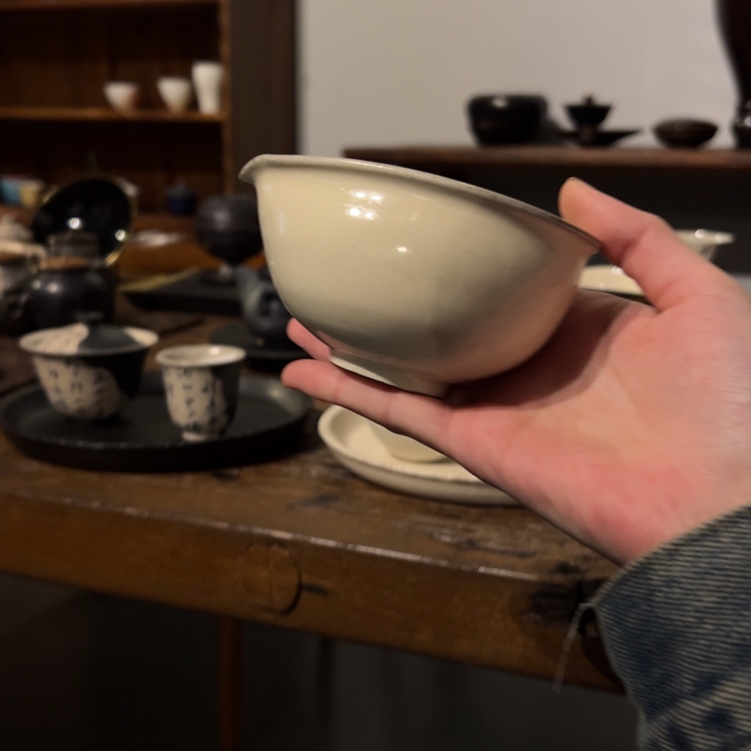 摆件陶瓷。     陶瓷。       