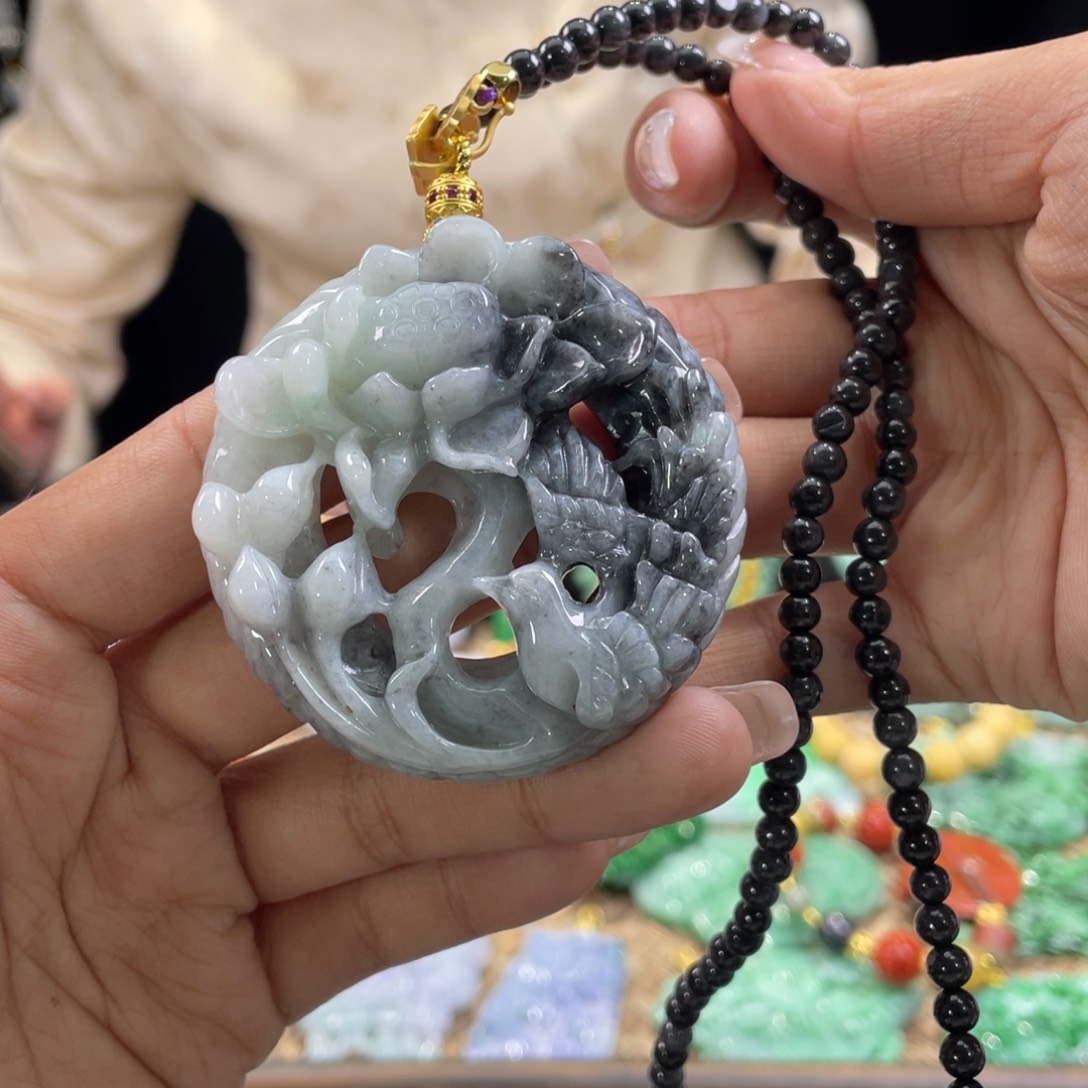 翡翠颈饰未镶嵌代编织