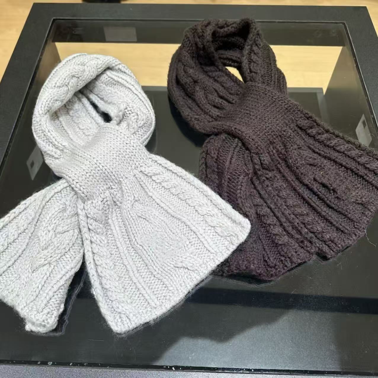 JISI 绞花两色围巾-MZ25781A