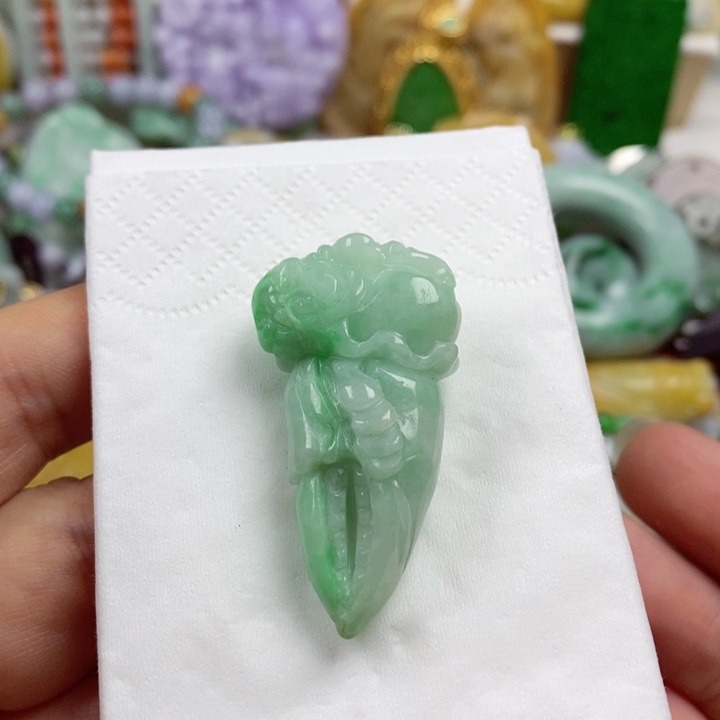 翡翠吊坠(不含链)未镶嵌