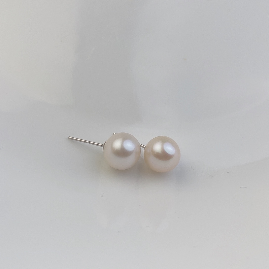 淡水珍珠银S925镶嵌耳饰